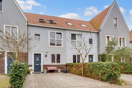 Tussenwoning te koop: Oossaander Hoop 13, Amsterdam