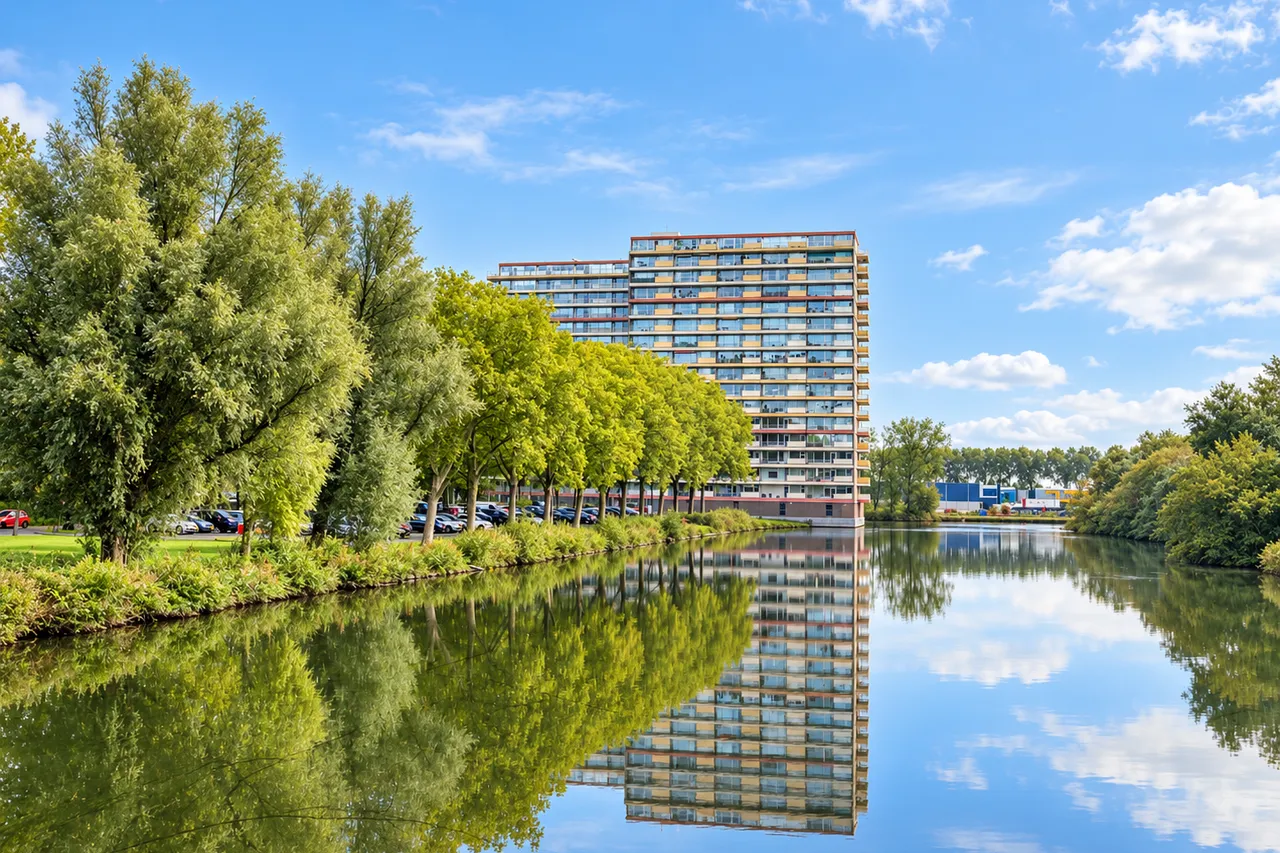 Appartement te koop: Oost-Dorsch 103, Zaandam