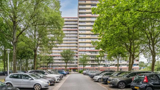 Appartement te koop: Oost-Dorsch 17, Zaandam