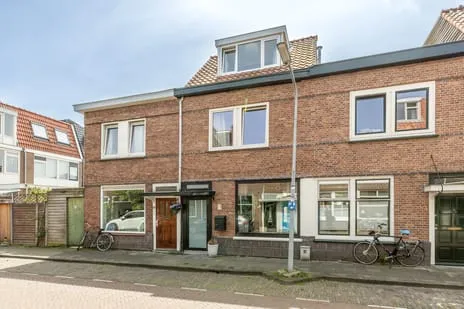 Tussenwoning te koop: Oost Indiëstraat 82, Leidsebuurt-west Haarlem