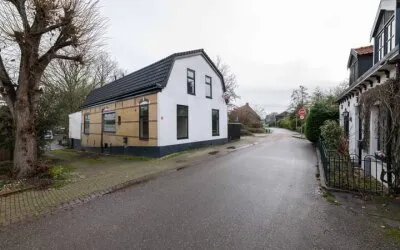 Vrijstaande woning te koop: Oostdijk 33, Vlotbrug Hellevoetsluis