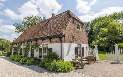 Vrijstaande woning te huur: Oostdorperweg 206, Wassenaar