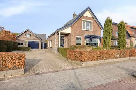 Vrijstaande woning te koop: Oosteinde 21, Scherpenzeel (Ge)