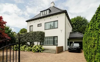 Twee-onder-één-kap te koop: Oosteinde 257, Kleurenbuurt Voorburg