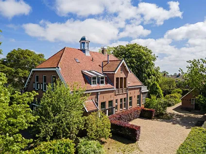 Vrijstaande woning te koop: Oosteinde 38, St.-Jacobiparochie Zuid St.-Jacobiparochie