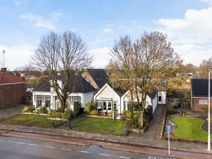 Twee-onder-één-kap te koop: Oosteinde 51, St.-Jacobiparochie Noord St.-Jacobiparochie