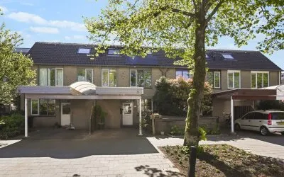 Tussenwoning te koop: Oosteinde 64B, Voorburg Oud noord Voorburg