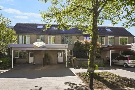 Terraced house for sale: Oosteinde 64B, Voorburg Oud noord Voorburg