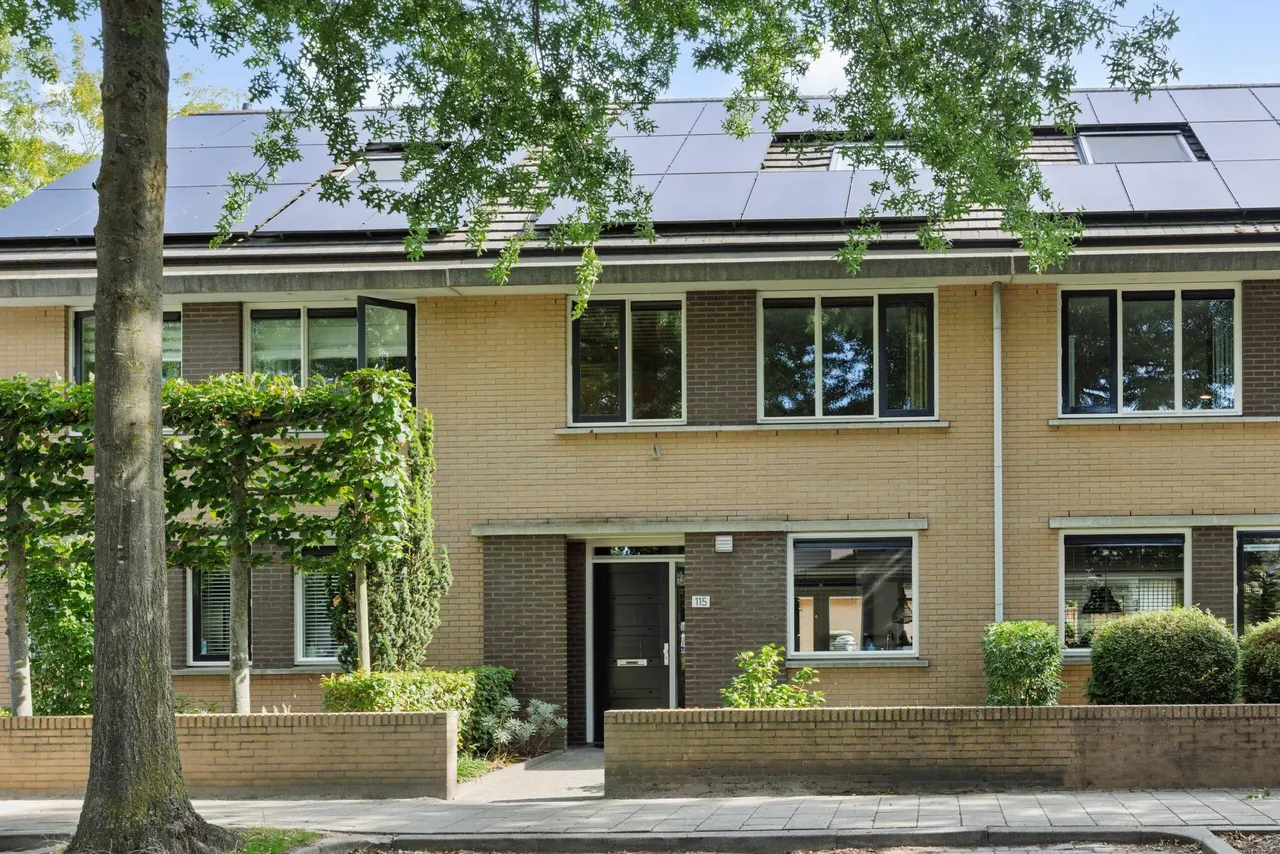 Tussenwoning te koop: Oosteinderweg 115, Rosmalen
