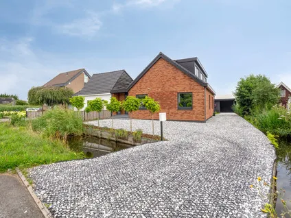Twee-onder-één-kap te koop: Oosteinderweg 184, Bovenlanden Aalsmeer
