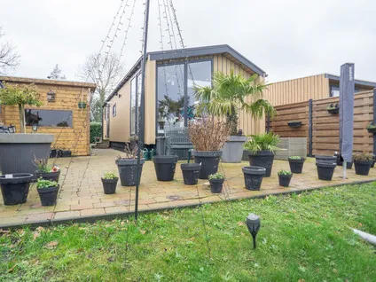 Vrijstaande woning te koop: Oosteinderweg 83-051, Wognum Oosteinde Wognum