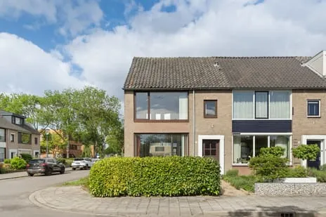 Hoekwoning te koop: Oostendestraat 1, Biesdonk Breda