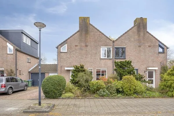 Tussenwoning te koop: Oosterbeemd 71, Oosterhout