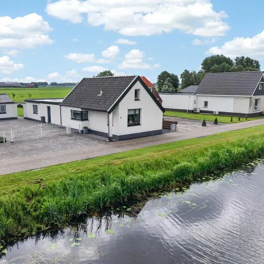 Vrijstaande woning te koop: Oosterdiep OZ 93, Oosterdiep Emmer-Compascuum