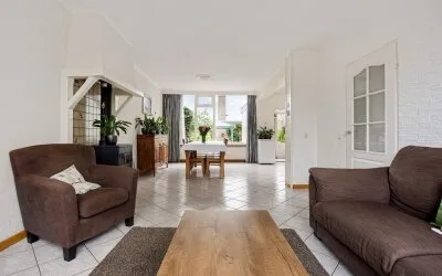 Twee-onder-één-kap te koop: Oosterdstraat 41, Berghem-Noord Berghem