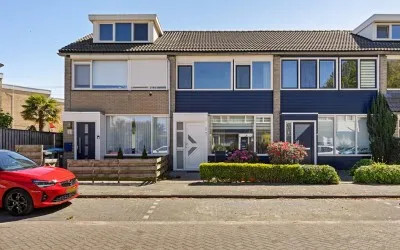 Tussenwoning te koop: Oostergostraat 3, Woenselse Heide Eindhoven