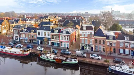 Apartment for sale: Oostergrachtswal 9A, Molenpad Leeuwarden