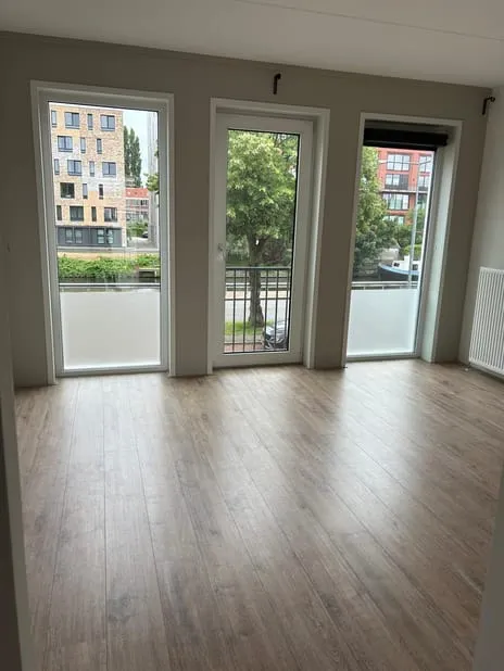 Studio te huur: Oosterhamrikkade 82-10, Professorenbuurt Groningen