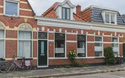 Tussenwoning te koop: Oosterhavenstraat 8, Binnenstad-Oost Groningen