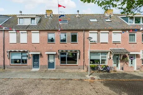 Tussenwoning te koop: Oosterhof 6, Centrum Katwijk (Zh)