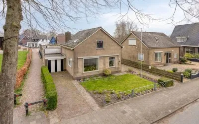 Vrijstaande woning te koop: Oosterholtseweg 2A, Trekvaart Ijsselmuiden