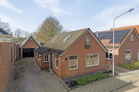 Vrijstaande woning te koop: Oosterkade 21, Dideldom Stadskanaal