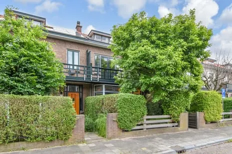 Tussenwoning te koop: Oosterloostraat 9, Voorburg Oud noord Voorburg