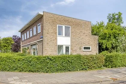 Twee-onder-één-kap te koop: Oosterscheldestraat 18, Stromenwijk Middelburg