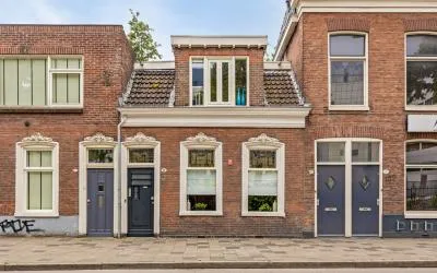 Tussenwoning te koop: Oostersingel 58, Binnenstad-Oost Groningen