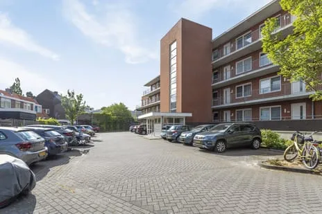 Appartement te huur: Oostersingel 76K, Zeeheldenbuurt Leeuwarden