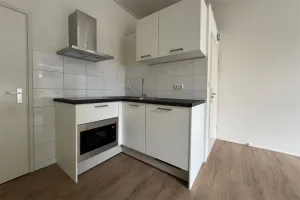 Woning te huur: Oostersingeldwarsstraat, Binnenstad-Oost Groningen