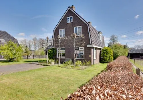 Vrijstaande woning te koop: Oosterstraat 9, Beilen