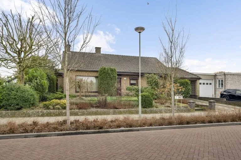 Vrijstaande woning te koop: Oosterveldstraat 27, Heel