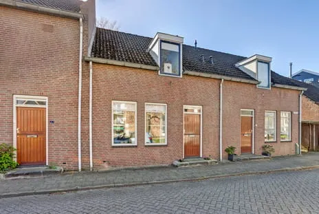 Tussenwoning te koop: Oosterwal 3, Vesting Lochem