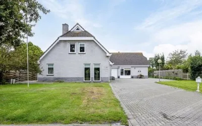 Vrijstaande woning te koop: Oosterwijk WZ 42, Nieuw-Dordrecht