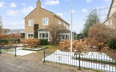 Vrijstaande woning te koop: Oosterwoldseweg 1, Haulerwijk-Sinnehiem Haulerwijk