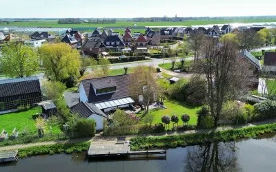 Vrijstaande woning te koop: Oostkanaalkade 10, Aardam Oost Ter Aar