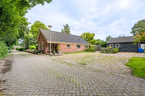 Vrijstaande woning te koop: Oostlaan 2, Nieuw-Beerta Nieuw Beerta