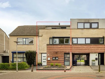 Tussenwoning te koop: Oostlaan 99, Hoogerheide Hoogerheide