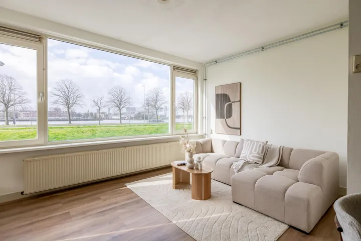 Appartement te koop: Oostmaaslaan 147B-01, Rotterdam