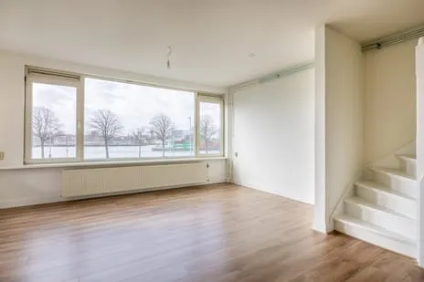 Appartement te koop: Oostmaaslaan 147B02, Rotterdam