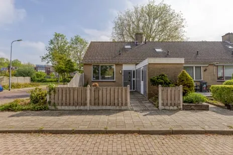 Hoekwoning te koop: Oostmede 13, Dauwendaele II Middelburg
