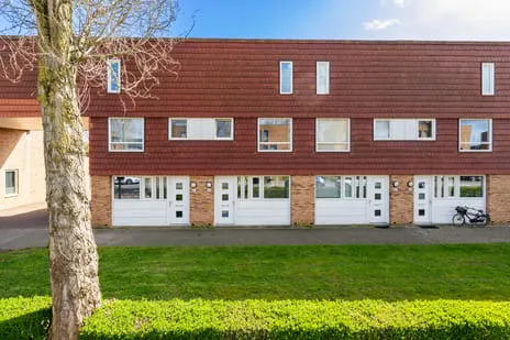 Tussenwoning te koop: Oostmeerlaan 65, Rivierenbuurt Berkel En Rodenrijs