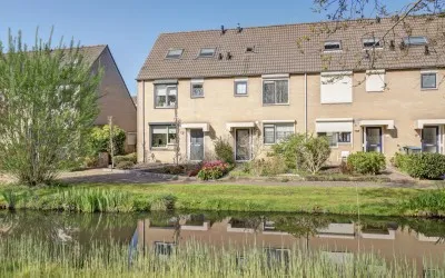 Tussenwoning te koop: Oostmolenpad 61, Molenbuurt Gouda