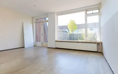 Tussenwoning te koop: Oostmoor 24, Nieuw-Vennep Linquenda Nieuw-Vennep