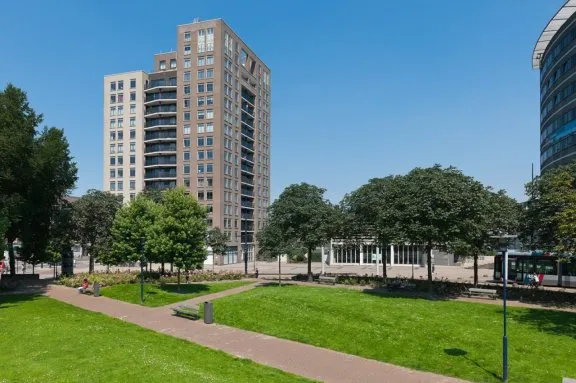 Appartement te huur: Oostplein 527, Rubroek Rotterdam