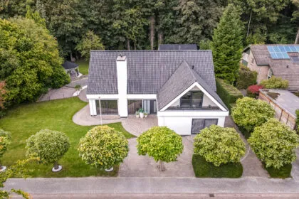 Vrijstaande woning te koop: Oostrandpark 11, Oostrandpark Lelystad