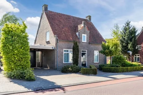 Vrijstaande woning te koop: Oostrikkerstraat 5, Leende Leende