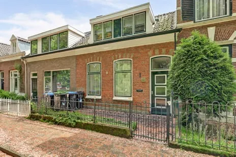 Tussenwoning te koop: Oostsingel 128, Goes-Oost Goes