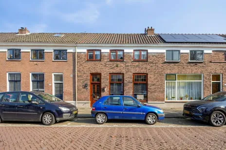 Tussenwoning te koop: Oostsingel 39, Singelkwartier Schiedam